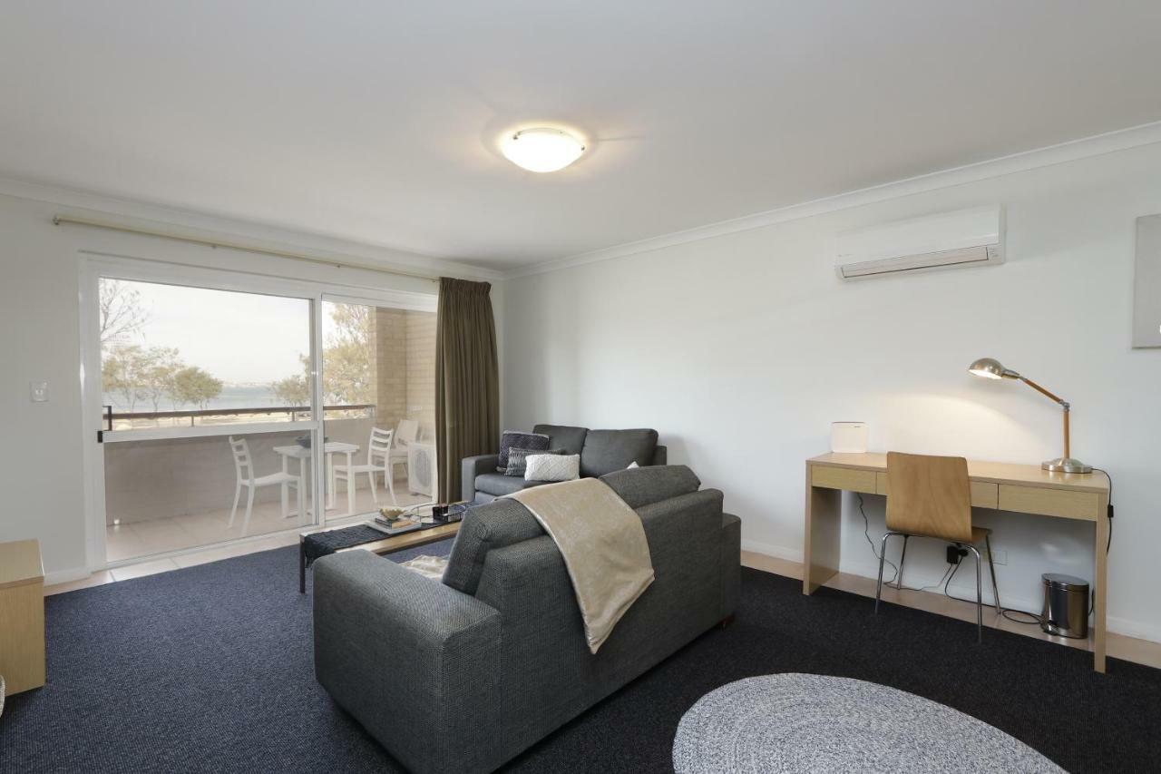 Hillarys Marina Apartment Перт Екстер'єр фото