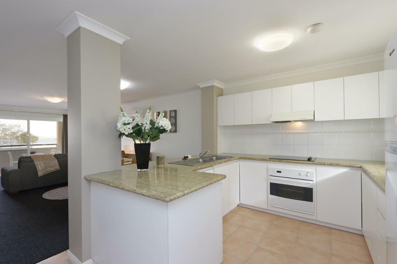Hillarys Marina Apartment Перт Екстер'єр фото