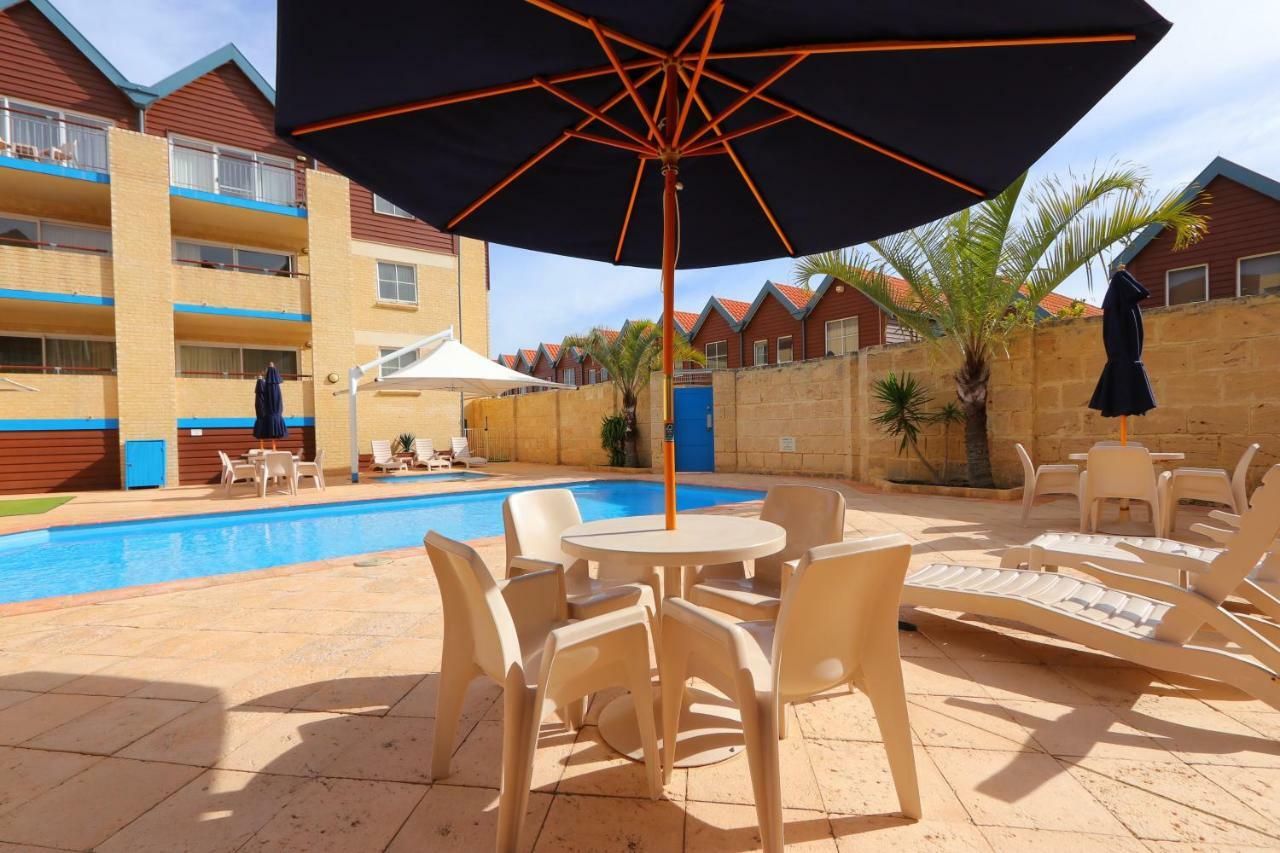 Hillarys Marina Apartment Перт Екстер'єр фото